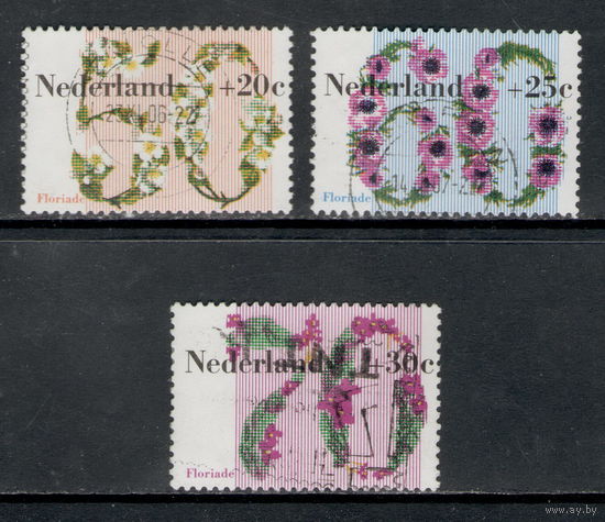 Нидерланды /1982/ Летние марки / Флора / Цветы / 3 Марки