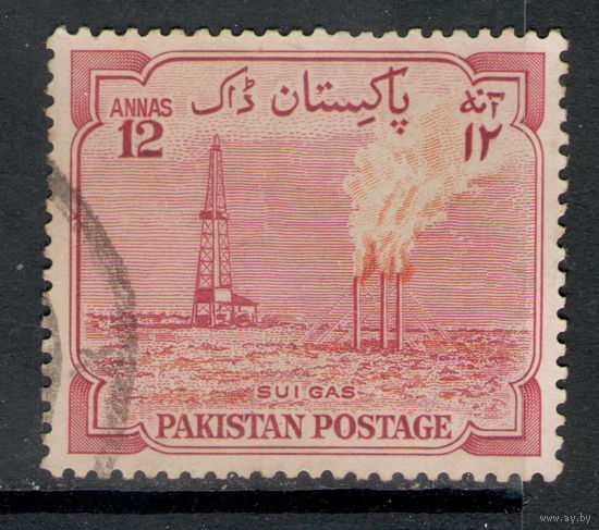 Пакистан /1955/ 8-я Годовщина Независимости / Газоперерабатывающий Завод / Michel #PK 76