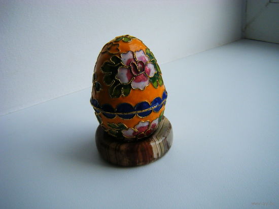 Пасхальное Яйцо (Клуазоне. Подставка натуральный камень Оникс).