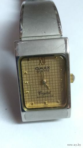 Часы OMAX с браслетом.