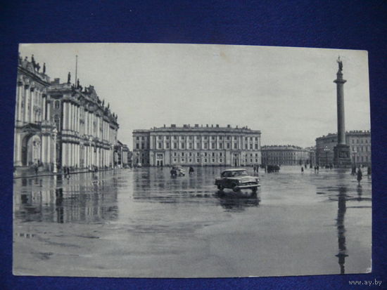 Фото Савина Г. (13), Дворцовая площадь (по Ленинским местам), 1969, чистая.