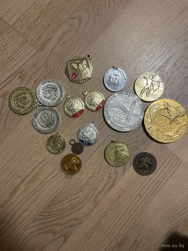 Медали с рубля