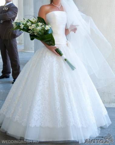 Срочно продаю свадебное платье для настоящей принцессы Горный Хрусталь фирмы Papilio из коллекции "Поэзия кристаллов"_Размер: 40/42,44, рост 164-175_/Цв.Белый/_Приглашаю на примерку, возможен прокат!