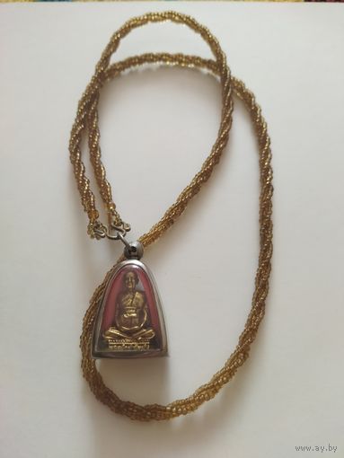 Медальон. Буддизм. Стеклянная капсула в металлической оправе. Бисер.3,5х2,5х2 см