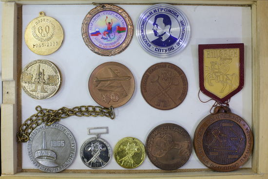 Набор разных настольных медалей. Продаётся только КОМПЛЕКТОМ!