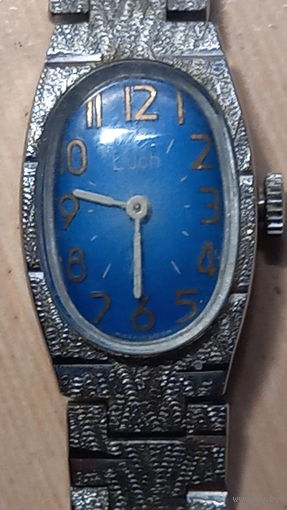 Часы ЛУЧ женские с браслетом