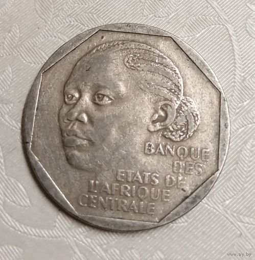 Центральная Африка. 500 франков 1998