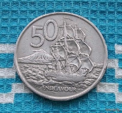 Новая Зеландия 50 центов 1967 года. Королева Елизавета II. Корабль.