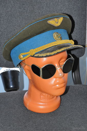 Оригинальные очки 20-х годов немецких авиаторов и редких ещё в то время водителей кабриолетов и др.авто.
