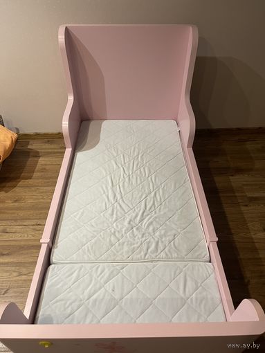 Детская кровать IKEA с регулируемой длиной (до 190 см). Розовая, в очень хорошем состоянии