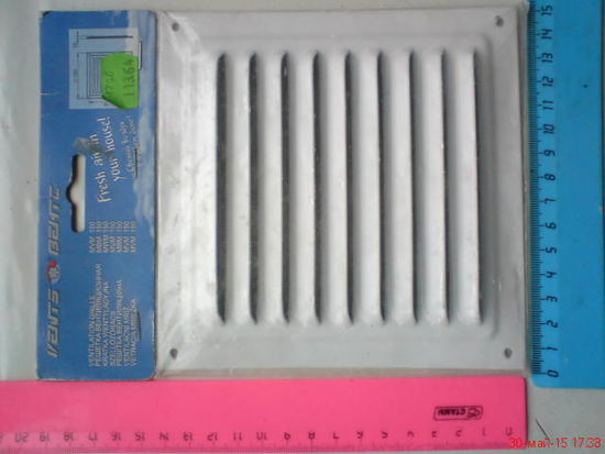 Рамка для вентиляции с сеткой в упаковке