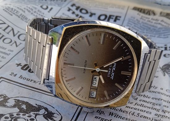 Редкие часы "полет-Автоподзавод" четкое состояние ,золоченая накладка,фирменный браслет в комплекте (В коллекцию)
