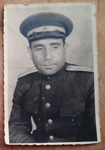 Фото капитана. 1945 г. Германия. 9.5х14.5 см