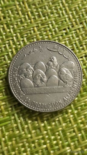 Коморские острова 25 франков 1982 г ( птенцы )