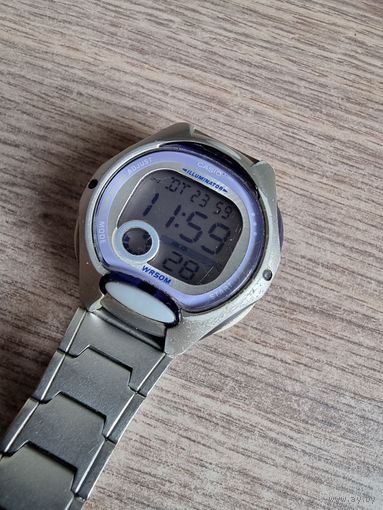 Часы Casio LW-200