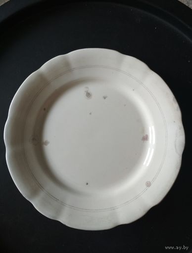 Старинная столовая тарелка фарфор клеймо не с рубля
