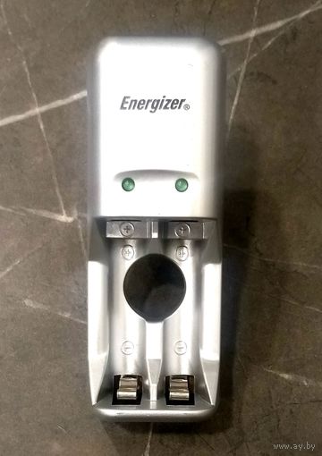 Зарядное Устройство Energizer CH2PC-EU * Энерджайзер * для Заряжаемых Аккумуляторов АА и ААА