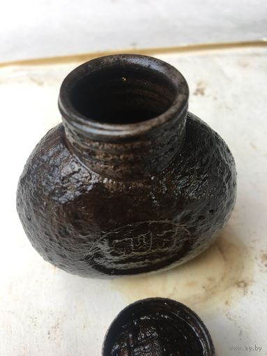 Маслёнка  от  "мосинки" царского  периода-до 1917 года.крепкая-закрутка  легко  открывается и держит жидкость.Внутри  были  остатки  масла.