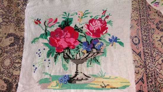 Вышивка СССР- ваза с цветами