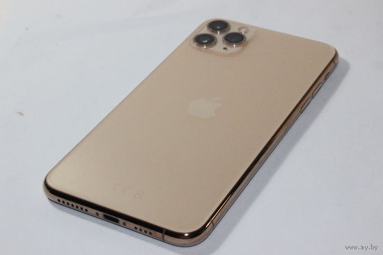 Смартфон Apple iPhone 11 Pro Max 64Gb Gold, все работает