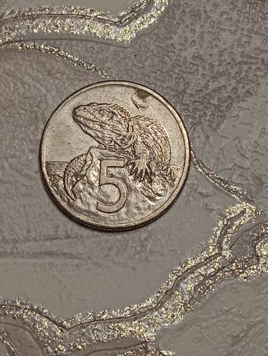 Новая Зеландия 5 центов 1989 года .