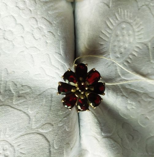 СЕРЕБРО 925 - Кольцо "цветок"-цирконы ("гранат")