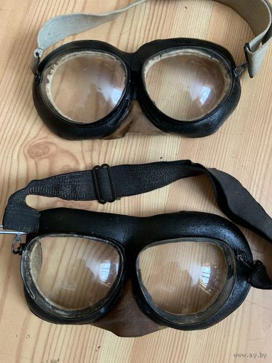 Ещё одни очки лётчика ВВС СССР -это  второй экземпляр со светлым ремешком-цена за  1 очки! нижние с тёмным ремешком  уже  выставлены!