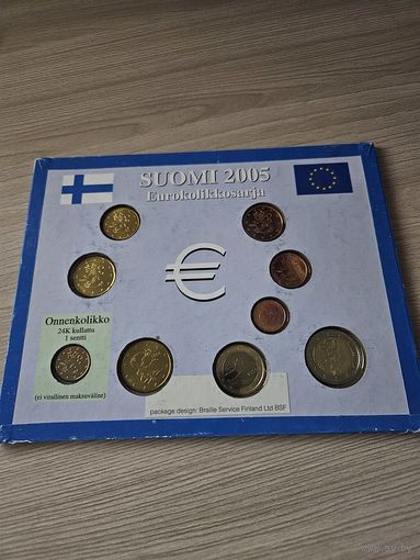 Финляндия  2005 год. 1, 2, 5, 10, 20, 50 евроцентов, 1, 2 евро и 2 цента в позолоте. Официальный набор монет в буклете.