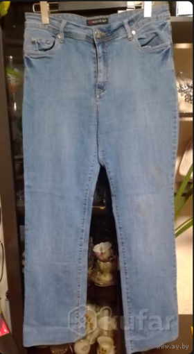 Фирменные джинсы на р-р 52-54, хорошо тянутся
