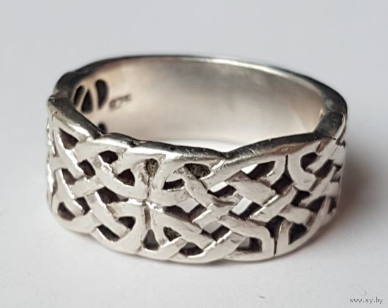 Широкое серебряное кольцо вес 7,7 г, размер 18