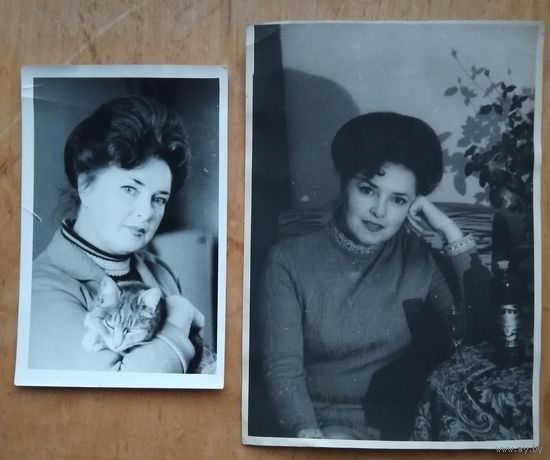 Два фото женщины. 1970-80е. 13х18 см и 9х14 см. Цена за оба.