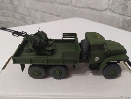 Урал 4320 с ЗУ-23-2 Soviet Armour