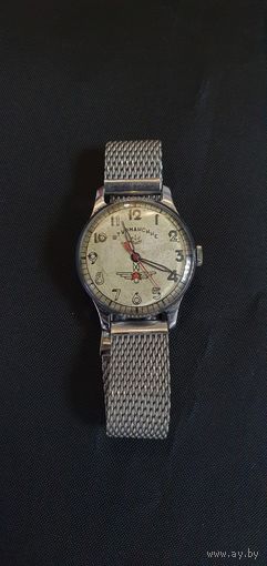 Советские штурманские  часы 1951 года на гарантии-пол-года. всё по-родне.  Это вторые  такие  часы-первый вариант  уже  выставлен  ранее.