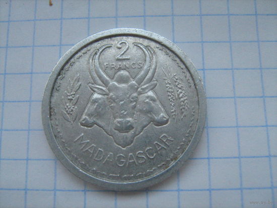 Мадагаскар  Французский 2 франка 1948г.km4