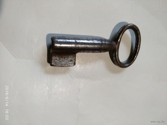 Старинный ключ.XIX век. Длина 44 мм.