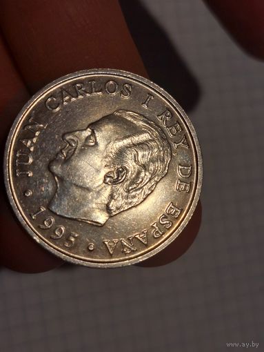 Монета 2000 песет 1995 года серебро