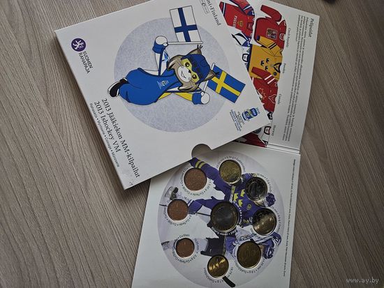 Финляндия 2013 год. 1, 2, 5, 10, 20, 50 евроцентов, 1 и 2 евро и 5 евро. Официальный набор монет в буклете.