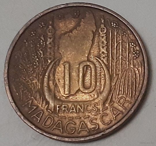 Мадагаскар 10 франков, 1953 (11-4-12(в))