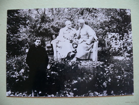 Фотография, памятник, Ленин и Сталин (город не указан).