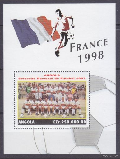 1997 Ангола 1161/B37 Чемпионат мира по футболу 1998 года во Франции 5,50 евро
