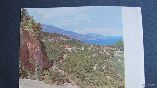 Почтовая карточка (1926 г.). Шоссе в 6 верстах от Ялты у имения Ореанда