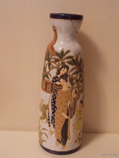 Китайская ваза, старая -дефект  30 см