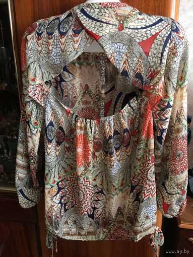 Блузка Нереально красивый блузон 48-50 с открытой спинкой