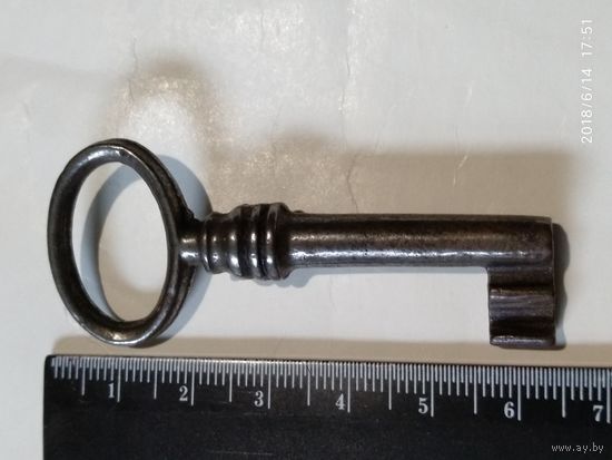 Старинный ключ. XIX век. Длина 61 мм.
