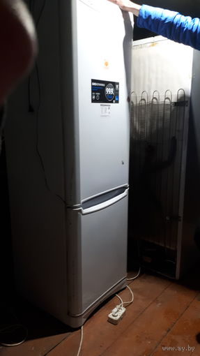 Холодильник Индезит В18 No Frost 320л 2м белый.