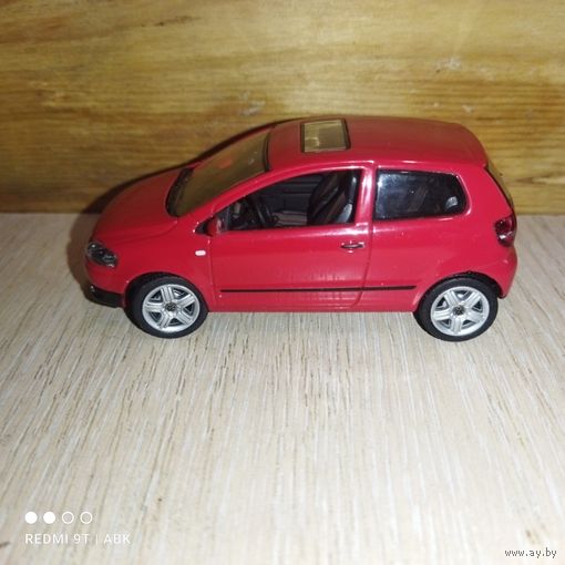 VW FOX.Schuco.1/43.