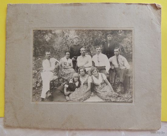 Фото "Большая семья" (без паспарту 16*11 см), 1927 г.