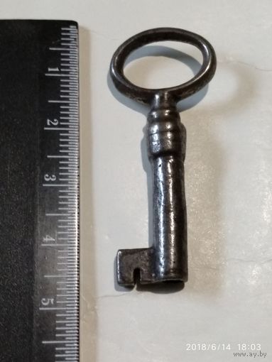 Старинный железный ключ.XIX век. Длина 44 мм.
