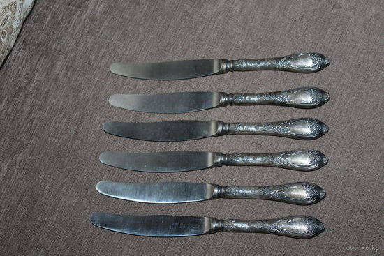 Мельхиоровые ножи, времён СССР, 6 штук, длина 22 см.