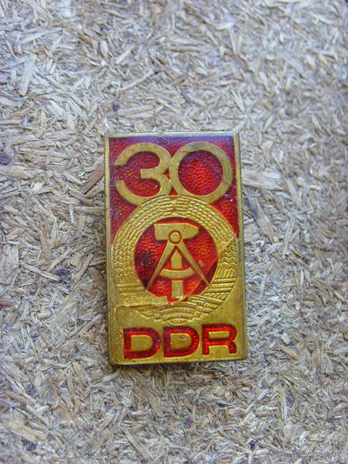 Знак ГДР 30 лет